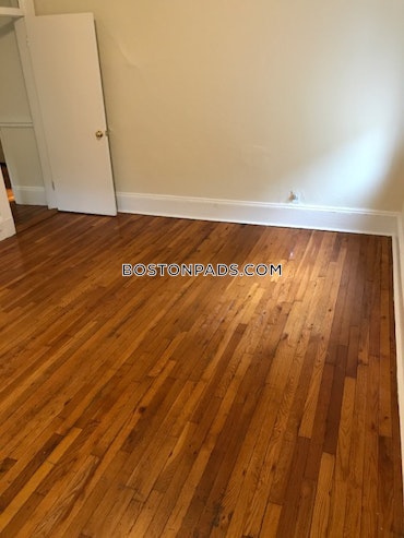 Boston - 1 Beds, 1 Baths