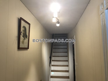 Boston - 4 Beds, 2 Baths