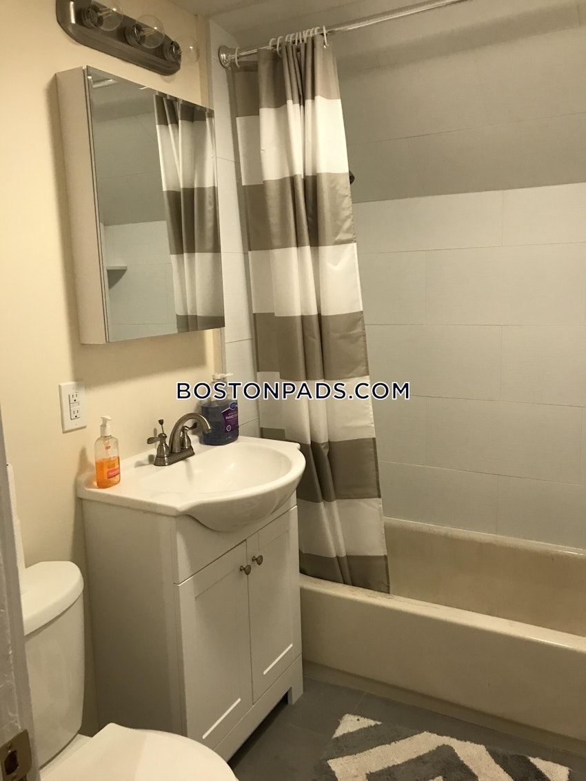 BOSTON - ALLSTON/BRIGHTON BORDER - 4 Beds, 2 Baths - Image 9