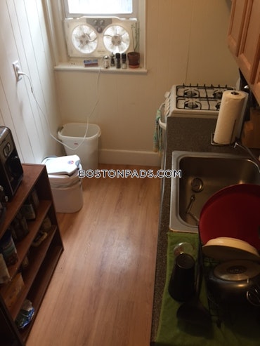 Boston - 1 Beds, 1 Baths