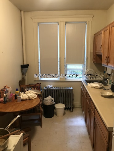 Boston - 2 Beds, 1 Baths