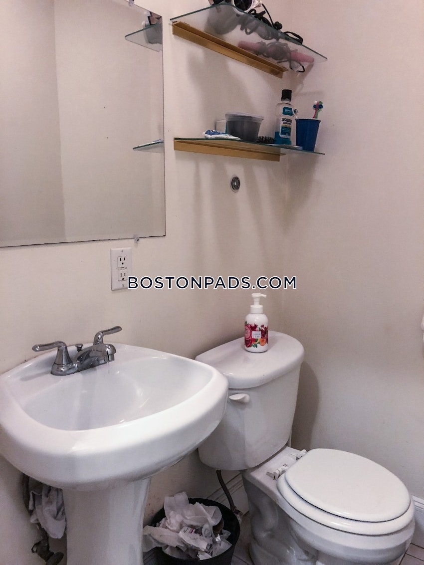 BOSTON - BRIGHTON- WASHINGTON ST./ ALLSTON ST. - 4 Beds, 1.5 Baths - Image 27