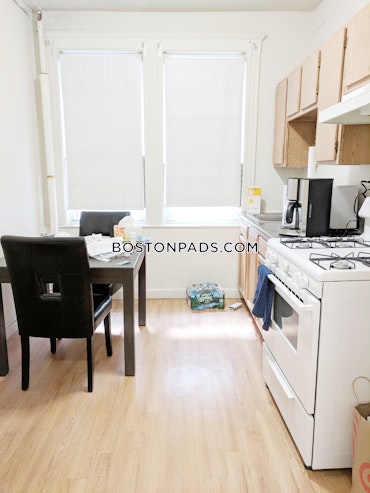 Boston - 1 Beds, 1 Baths