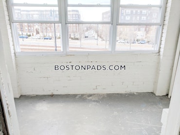 Boston - 1 Beds, 1 Baths