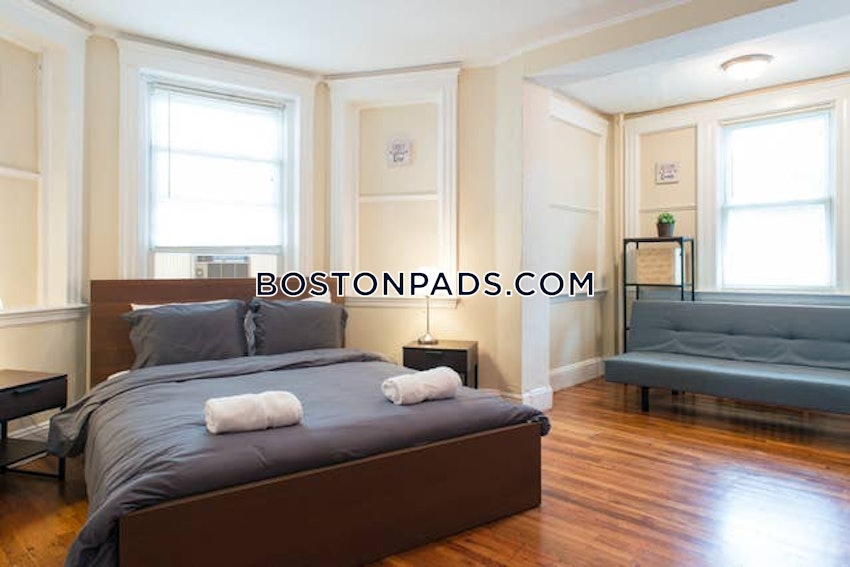 BOSTON - ALLSTON/BRIGHTON BORDER - 2 Beds, 1 Bath - Image 6