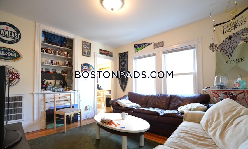 BOSTON - ALLSTON/BRIGHTON BORDER - 5 Beds, 2 Baths - Image 1