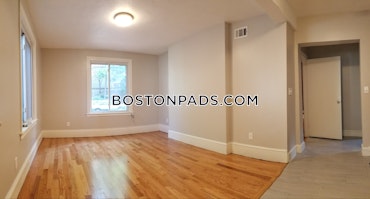 Boston - 7 Beds, 3 Baths