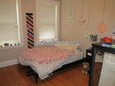 Boston - 1 Beds, 1 Baths