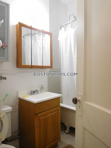 Boston - 1 Beds, 1 Baths