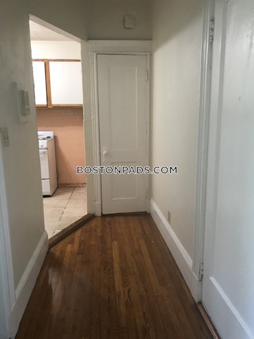 Boston - 0 Beds, 1 Baths