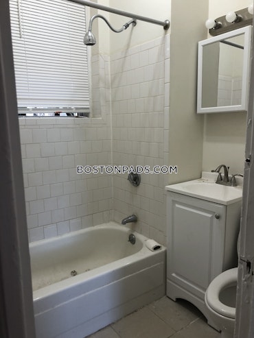 Boston - 1 Beds, 1 Baths