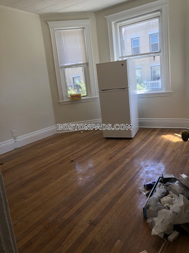 Boston - 1 Beds, 1 Baths