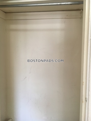 Boston - 1 Beds, 1 Baths