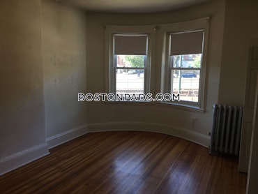 Boston - 0 Beds, 1 Baths