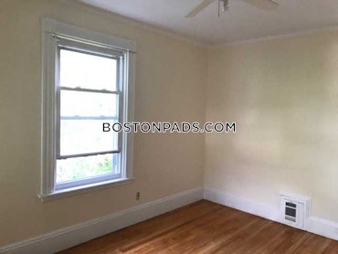 Boston - 4 Beds, 2 Baths