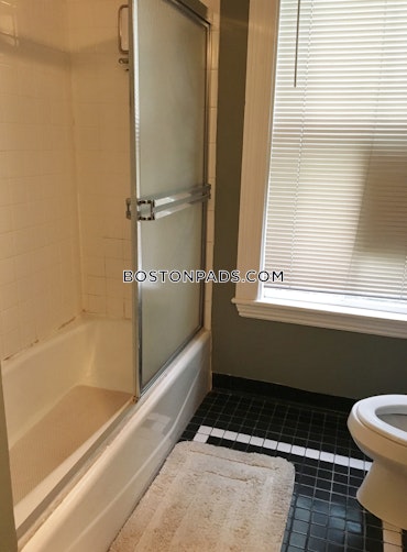 Boston - 1 Beds, 1 Baths