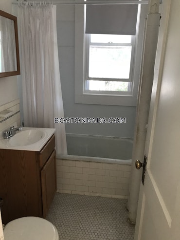 Boston - 2 Beds, 1 Baths