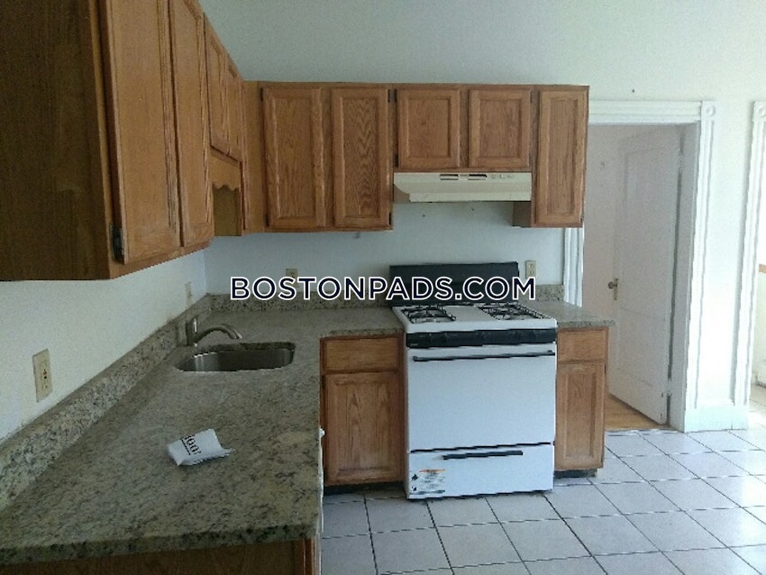 BOSTON - ALLSTON/BRIGHTON BORDER - 4 Beds, 1 Bath - Image 2