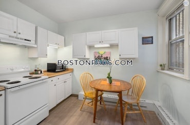 Washington St./ Allston St. - Brighton, Boston, MA - 3 Beds, 1 Bath - $3,000 - ID#4703419