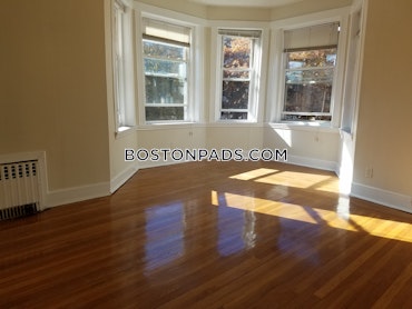 Boston - 2 Beds, 1 Baths