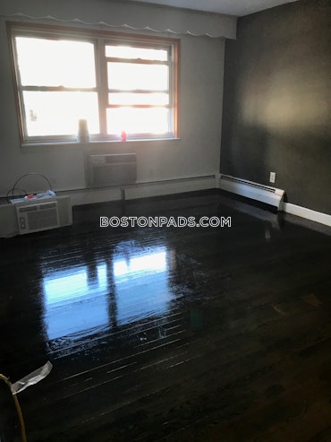 Boston - 1 Beds, 1 Baths