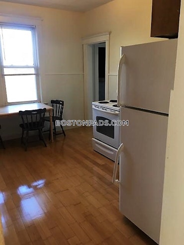 Boston - 3 Beds, 1 Baths