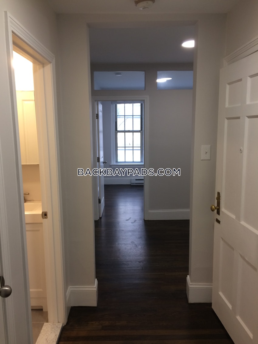 BOSTON - BACK BAY - 3 Beds, 1 Bath - Image 3