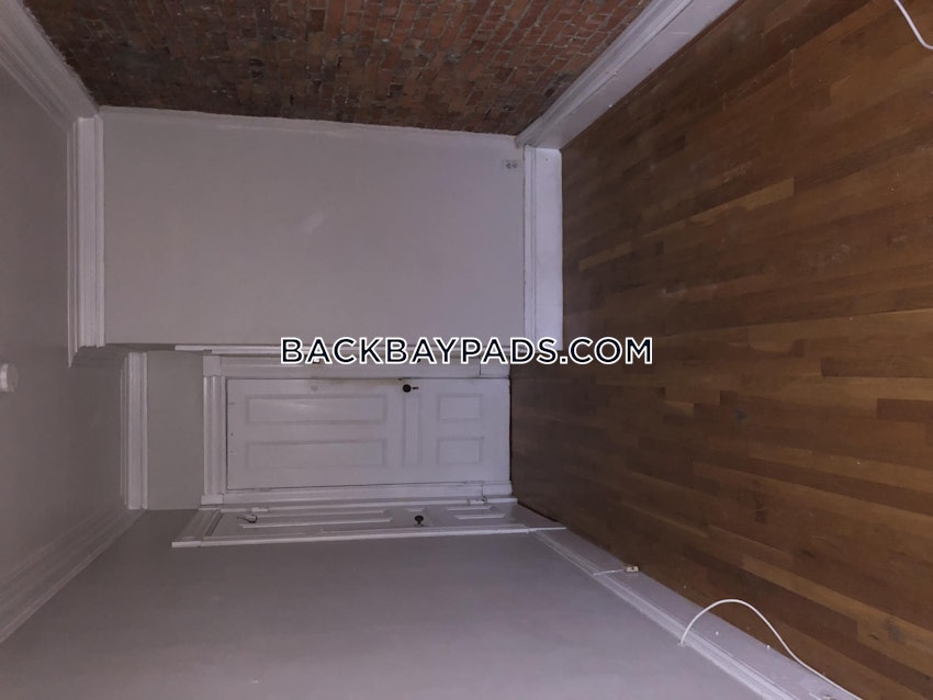 BOSTON - BACK BAY - 1 Bed, 1 Bath - Image 4