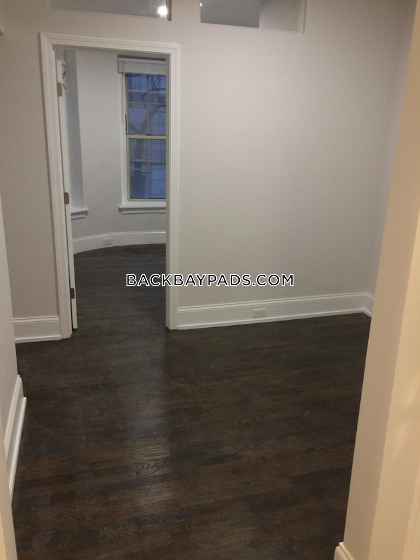 BOSTON - BACK BAY - 3 Beds, 1 Bath - Image 11