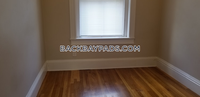 BOSTON - BACK BAY - 3 Beds, 1 Bath - Image 14