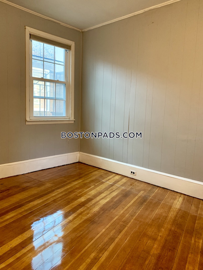 BOSTON - BAY VILLAGE - 2 Beds, 1 Bath - Image 2