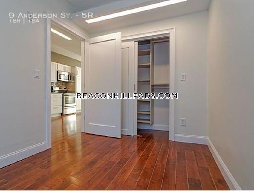 BOSTON - BEACON HILL - 1 Bed, 1 Bath - Image 2