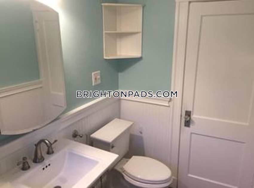 BOSTON - BRIGHTON - BOSTON COLLEGE - 3 Beds, 1 Bath - Image 16