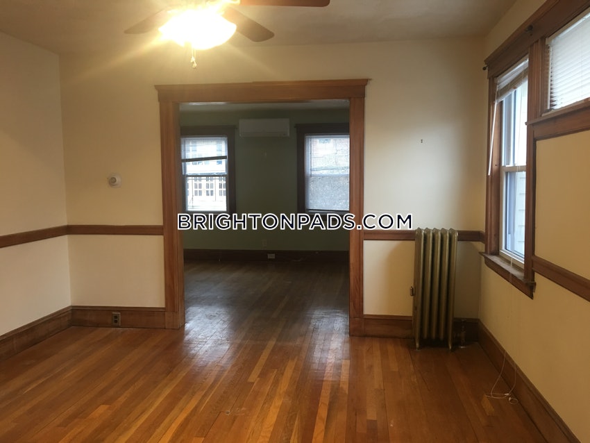 BOSTON - BRIGHTON - BOSTON COLLEGE - 3 Beds, 1 Bath - Image 15