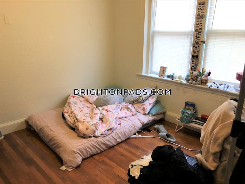 BOSTON - BRIGHTON - CLEVELAND CIRCLE - 2 Beds, 1 Bath - Image 2