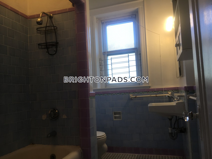 BOSTON - BRIGHTON - BOSTON COLLEGE - 1 Bed, 1 Bath - Image 9