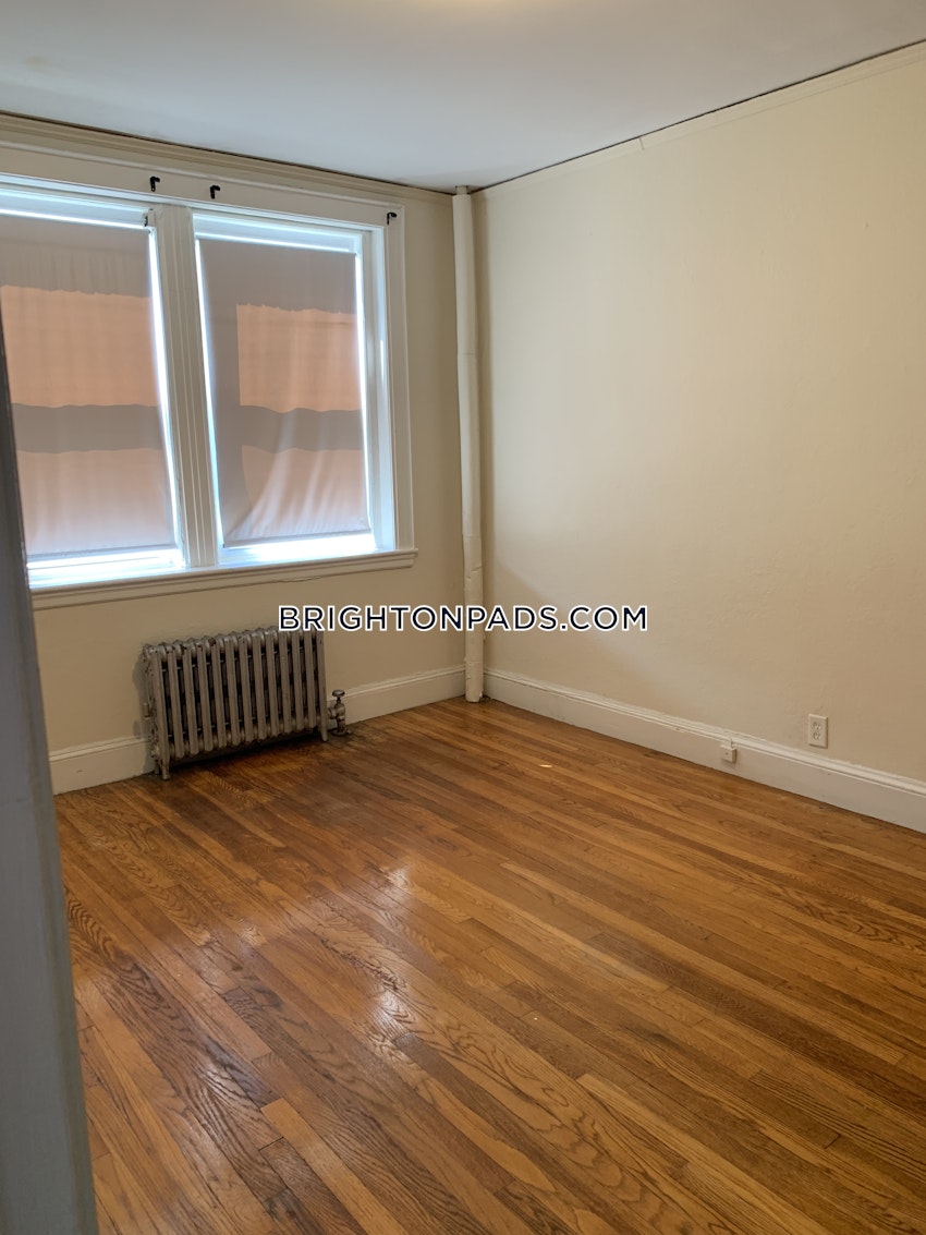 BOSTON - BRIGHTON - BOSTON COLLEGE - 1 Bed, 1 Bath - Image 12