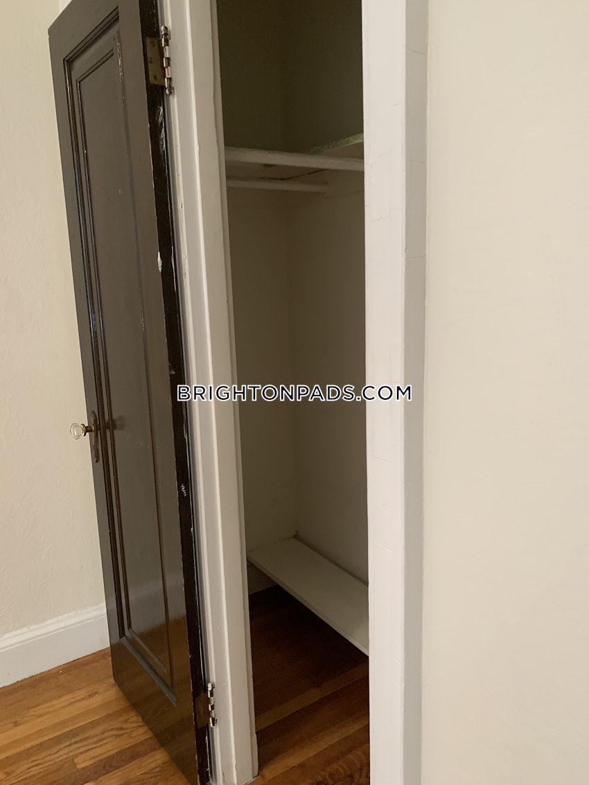 BOSTON - BRIGHTON - BOSTON COLLEGE - 1 Bed, 1 Bath - Image 11