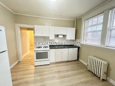 Boston College - Brighton, Boston, MA - 2 Beds, 1 Bath - $2,950 - ID#4880469