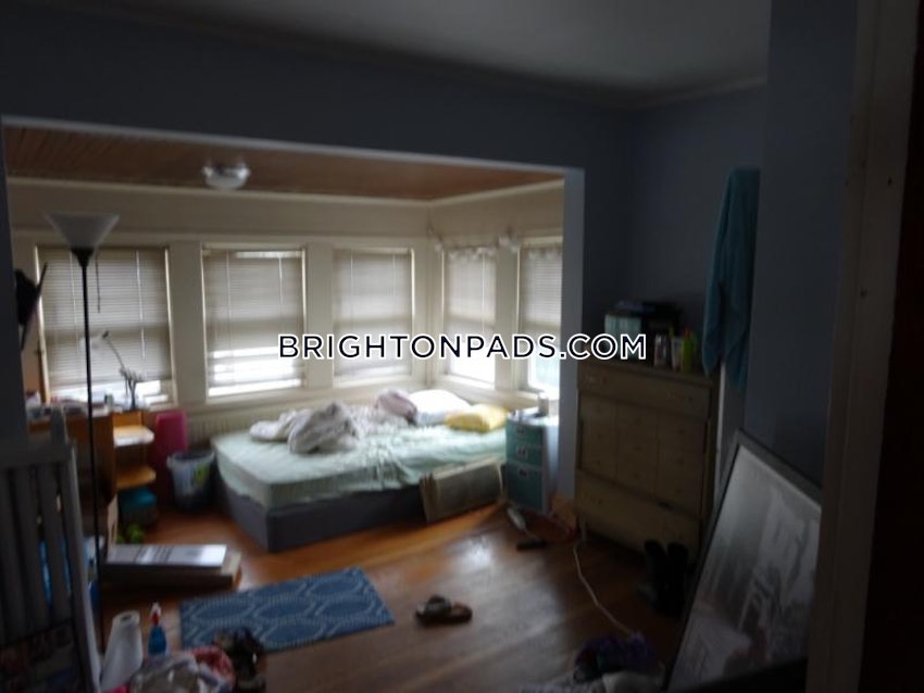 BOSTON - BRIGHTON - BRIGHTON CENTER - 4 Beds, 1 Bath - Image 6