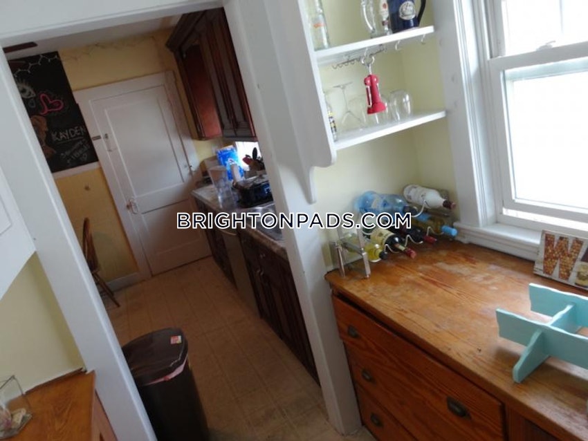 BOSTON - BRIGHTON - BRIGHTON CENTER - 4 Beds, 1 Bath - Image 8