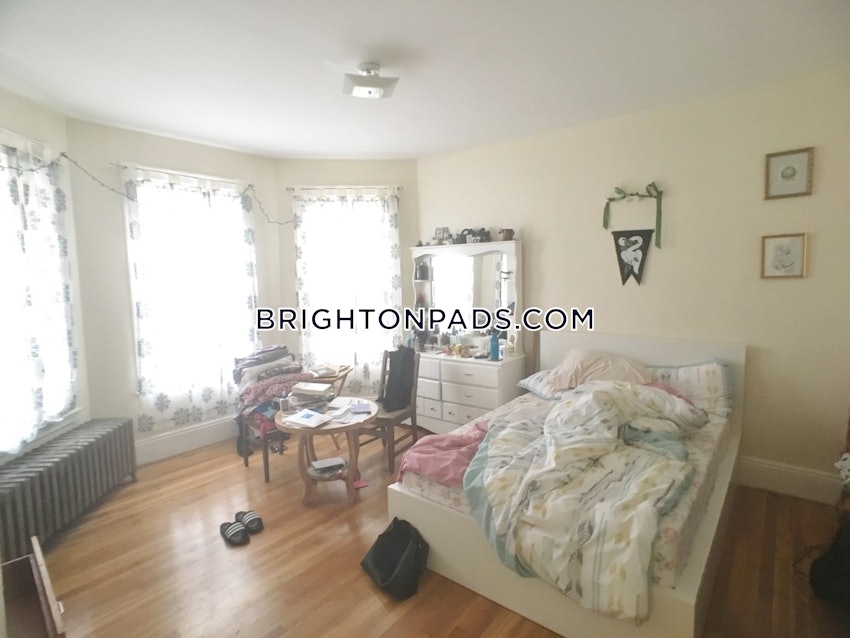 BOSTON - BRIGHTON - BRIGHTON CENTER - 3 Beds, 1 Bath - Image 1