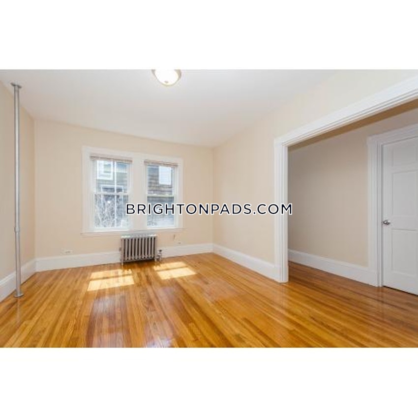 BOSTON - BRIGHTON - BRIGHTON CENTER - 4 Beds, 2 Baths - Image 3