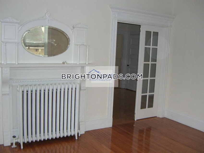 BOSTON - BRIGHTON - BRIGHTON CENTER - 5 Beds, 2 Baths - Image 4