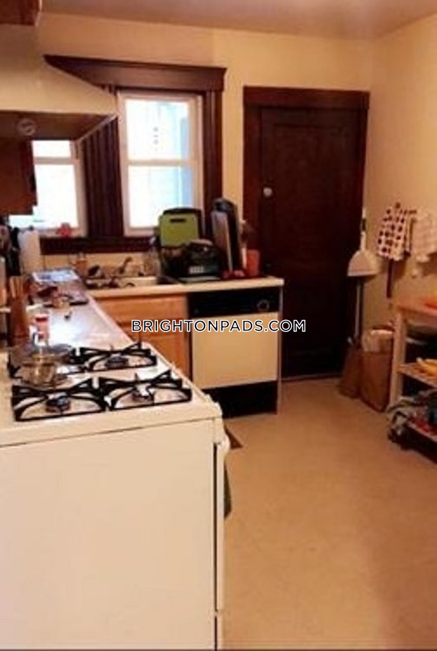 BOSTON - BRIGHTON - BRIGHTON CENTER - 4 Beds, 2 Baths - Image 4