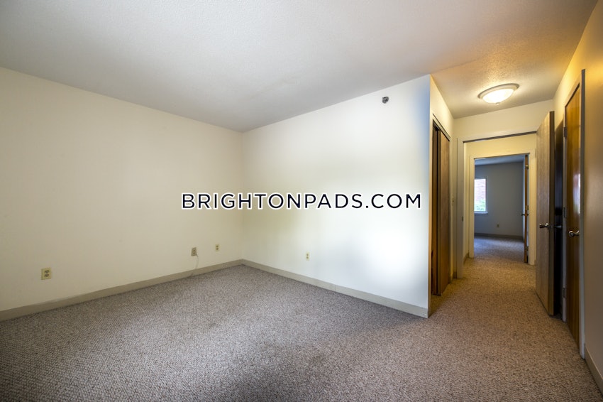 BOSTON - BRIGHTON - BRIGHTON CENTER - 2 Beds, 1.5 Baths - Image 4