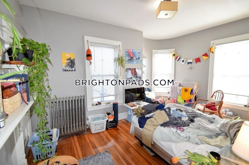 BOSTON - BRIGHTON - BRIGHTON CENTER - 5 Beds, 2 Baths - Image 9