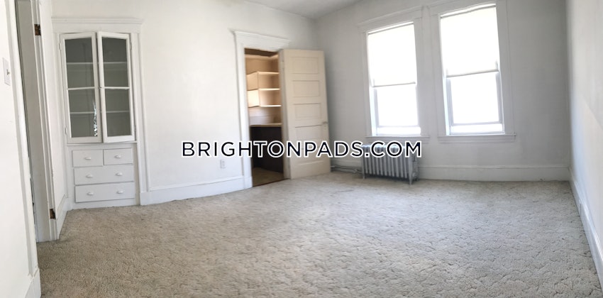 BOSTON - BRIGHTON - CLEVELAND CIRCLE - 3 Beds, 1 Bath - Image 4