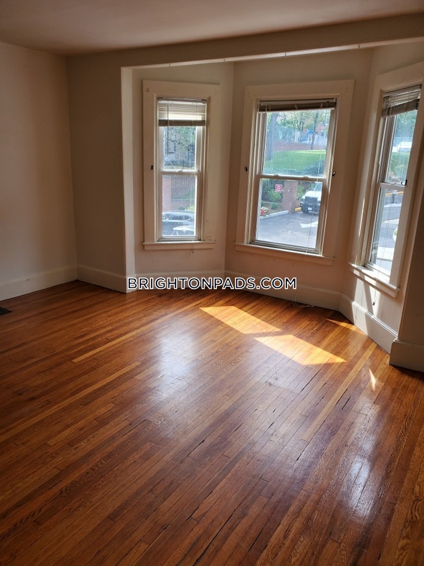 BOSTON - BRIGHTON - BRIGHTON CENTER - 4 Beds, 2 Baths - Image 14