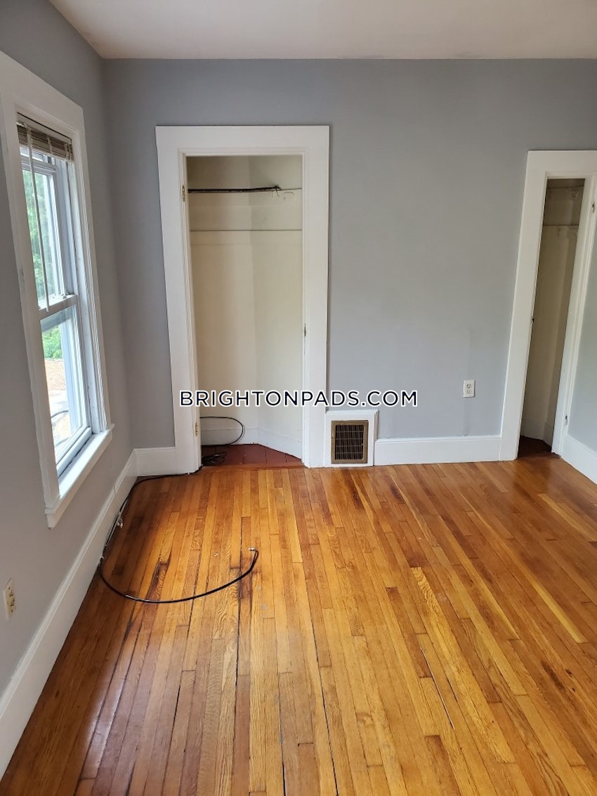 BOSTON - BRIGHTON - BRIGHTON CENTER - 4 Beds, 2 Baths - Image 13